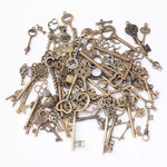 Vintage keys مفايح معدنيه